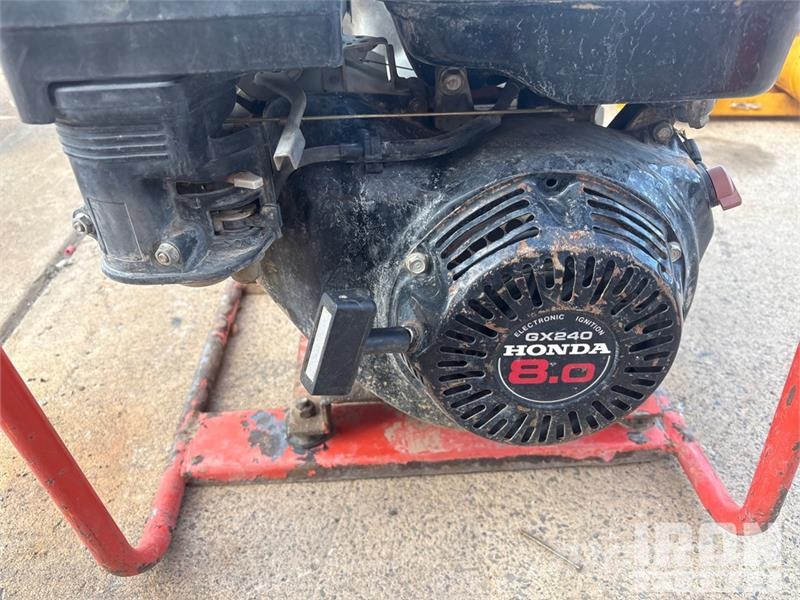  Quantity of (3) Mud Pump Attrezzatura per perforazione accessori e ricambi
