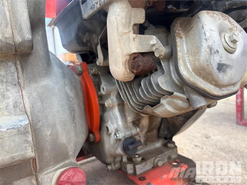  Quantity of (3) Mud Pump Attrezzatura per perforazione accessori e ricambi