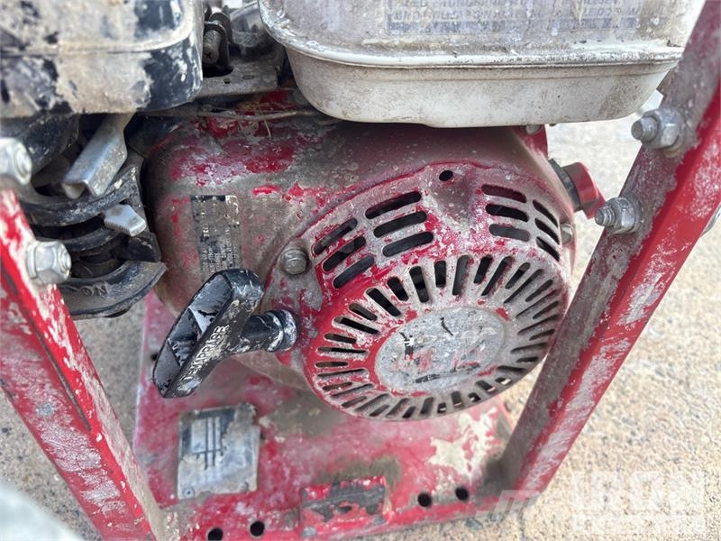  Quantity of (3) Mud Pump Attrezzatura per perforazione accessori e ricambi