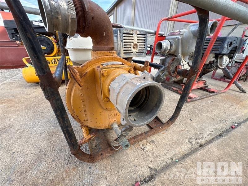  Quantity of (3) Mud Pump Attrezzatura per perforazione accessori e ricambi