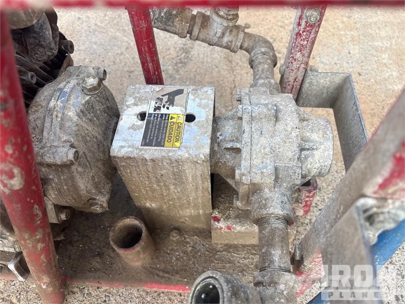  Quantity of (3) Mud Pump Attrezzatura per perforazione accessori e ricambi