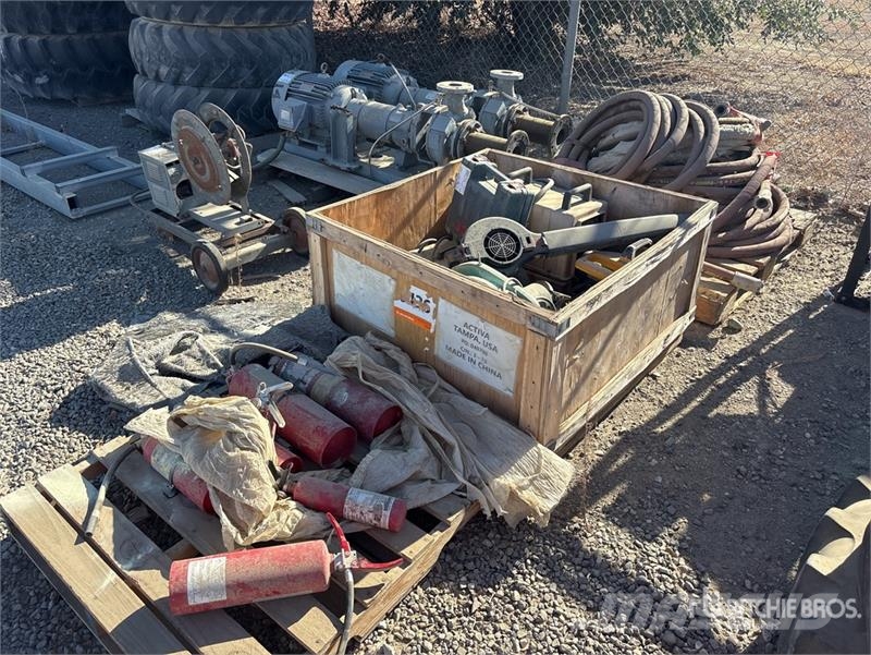  Quantity of (3) Pallets of pallet of hoses, table, مكونات أخرى