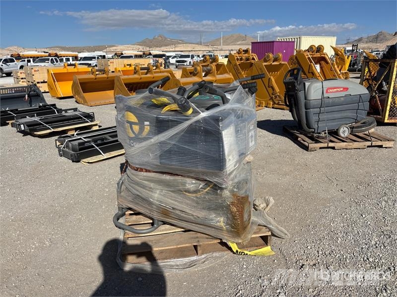 Quantity of (3) Pallets of Pressure Washer 저압 세척기