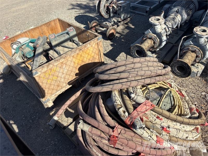  Quantity of (3) Pallets of pallet of hoses, table, مكونات أخرى