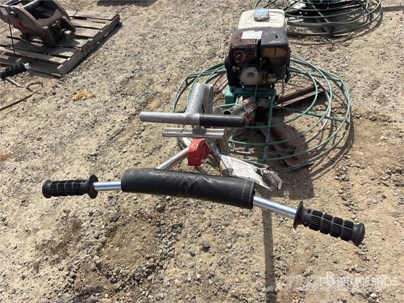 Quantity of (3) Power Trowel Tasandajad
