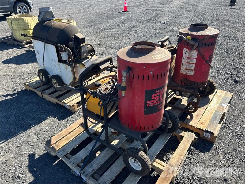 Quantity of (3) Pressure Washer 輕壓清洗機