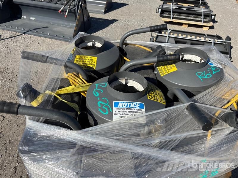  Quantity of (3) Pressure Washer 輕壓清洗機