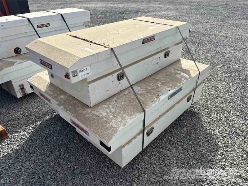  Quantity of (3) Weather guard Tool Box معدات البناء - غير ذلك