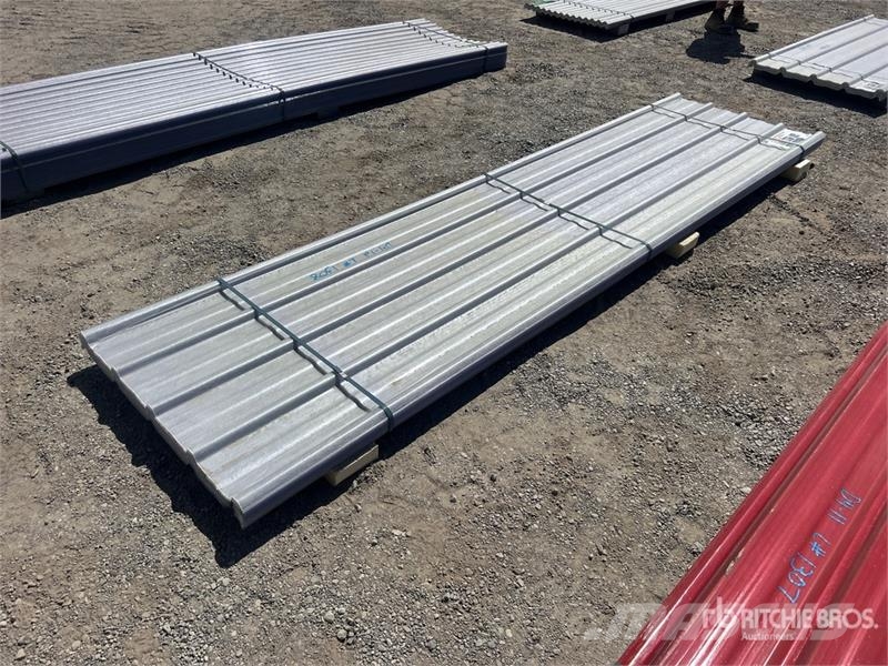 Quantity of (30) 12 ft x 35 in Clear Polycarbonate Seilwinden, Bauaufzüge und Lastenaufzüge