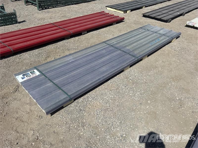 Quantity of (30) 12 ft x 35 in Clear Polycarbonate Seilwinden, Bauaufzüge und Lastenaufzüge