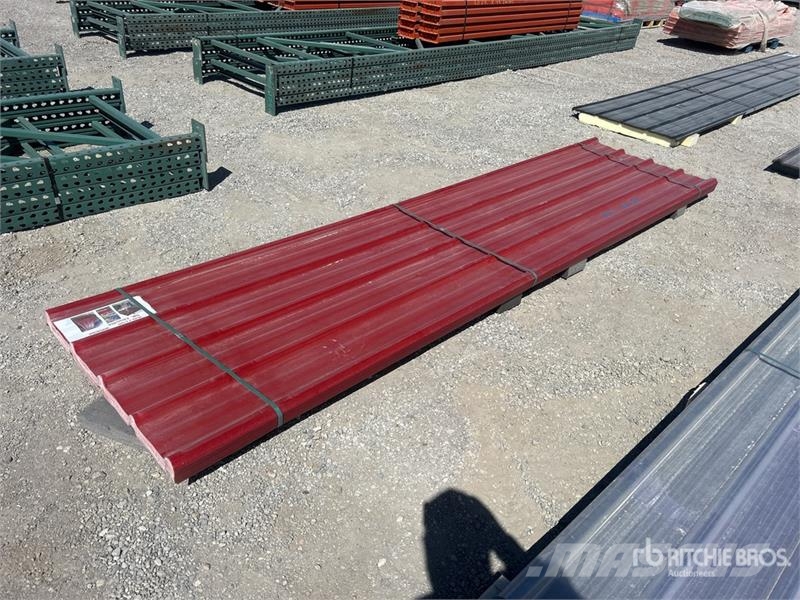 Quantity of (30) 12 ft x 3 ft Red Polycarbonate Ro Talhas, guinchos e elevadores de materiais