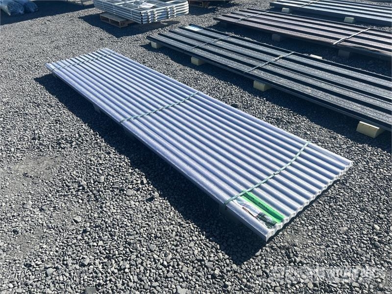  Quantity of (30) 12 ft x 3 ft Corrugated Roof Pane Talhas, guinchos e elevadores de materiais