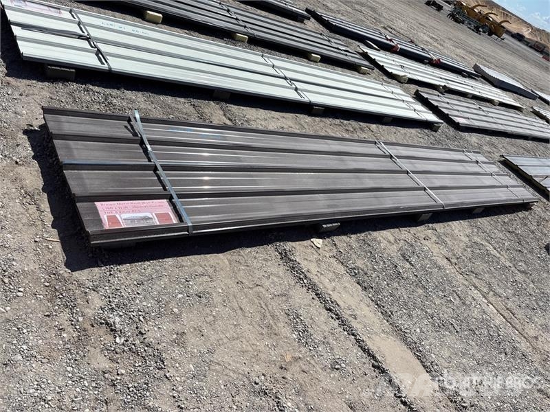 Quantity of (30) 16 ft x 3 ft Brown Metal Roof Pan Seilwinden, Bauaufzüge und Lastenaufzüge