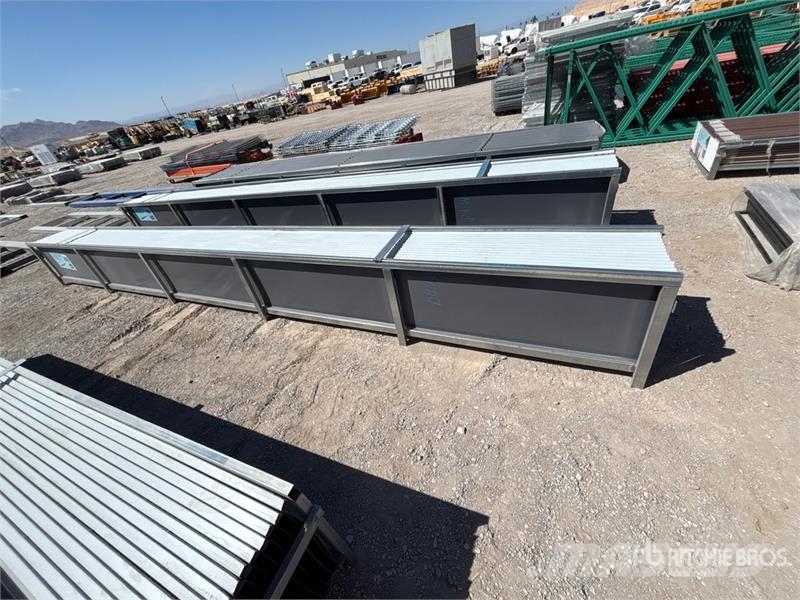  Quantity of (30) 19.69 ft x 17.7 in Grey Metal Roo Seilwinden, Bauaufzüge und Lastenaufzüge