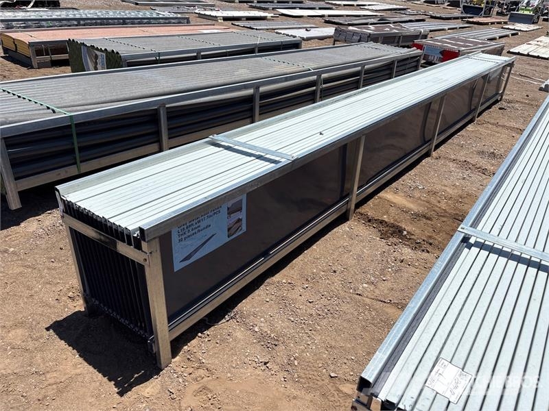 Quantity of (30) 20 ft x 17.7 in Grey Metal Roof P Vitle, dvigala in gradbeni dvižni sistemi