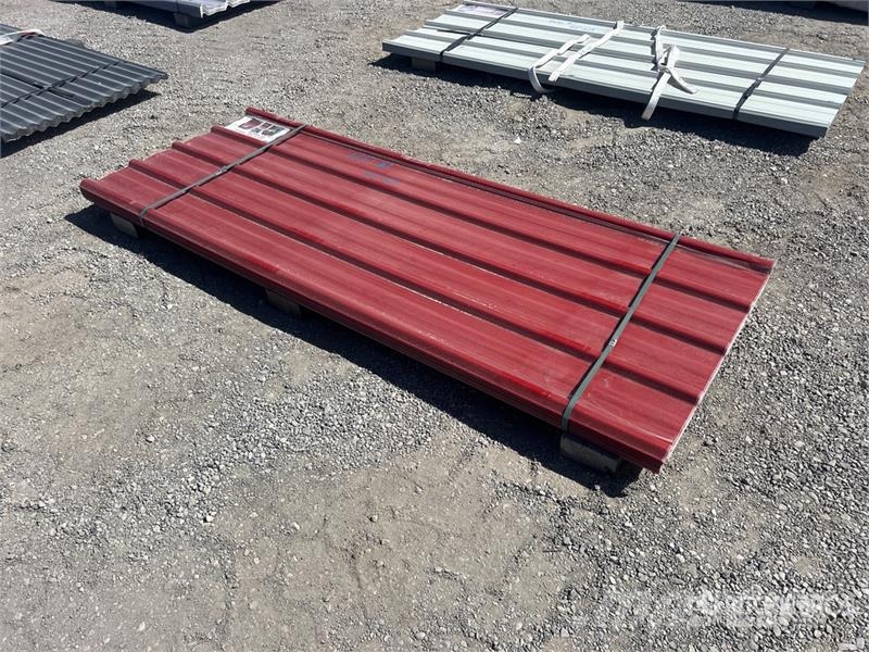 Quantity of (30) 7.87 ft x 3 ft Red Polycarbonate Seilwinden, Bauaufzüge und Lastenaufzüge
