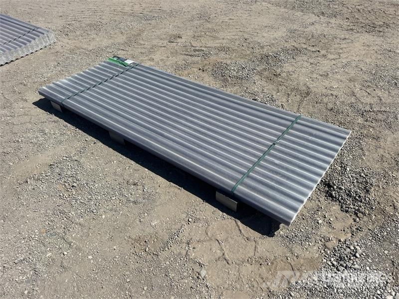Quantity of (30) 7.87 ft x 3 ft Clear Corrugated P Talhas, guinchos e elevadores de materiais