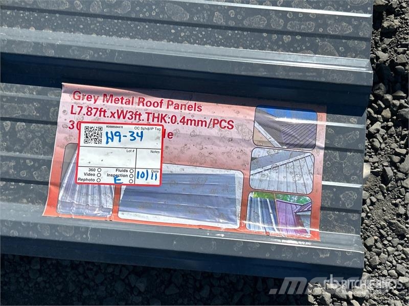 Quantity of (30) 8 ft x 3 ft Grey Metal Roof Panel Verricelli, paranchi e sollevatori per materiali