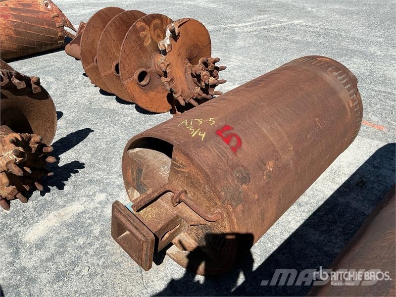  Quantity of 30 In. Drilling Bucket, 36 In. Drillin Öl- und Gasbohrgeräte