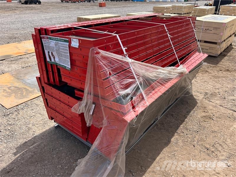 Quantity of (30) KJ K0208 Steel Frame Formwork Co Betoonivalmistamistarvikud