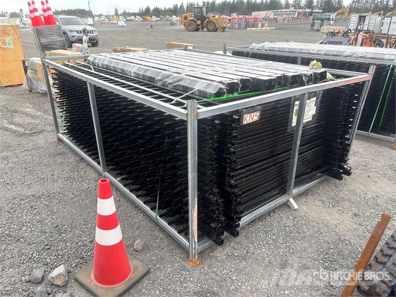  Quantity of (30)  STARVOX SV0810-30 10 ft x 7 ft P Equipos de vallado