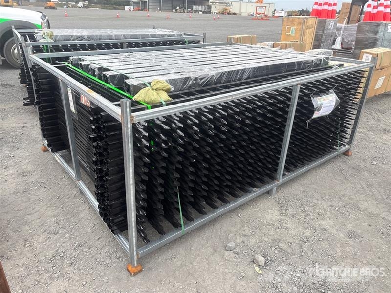  Quantity of (30)  STARVOX SV0810-30 10 ft x 7 ft P Equipos de vallado