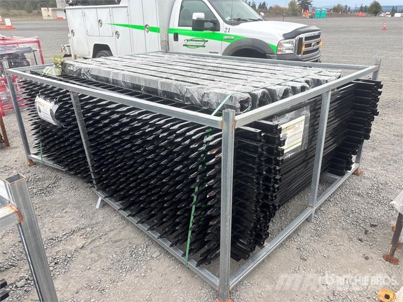  Quantity of (30)  STARVOX SV0810-30 10 ft x 7 ft P Equipos de vallado