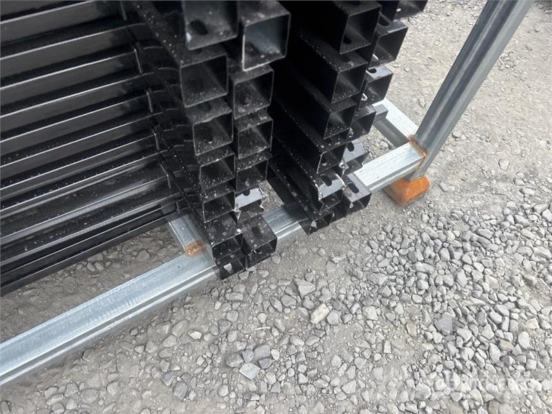  Quantity of (30)  STARVOX SV0810-30 10 ft x 7 ft P Equipos de vallado
