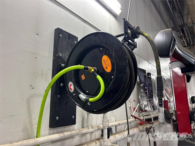  Quantity of (33) Air Hose Reels 其他组件