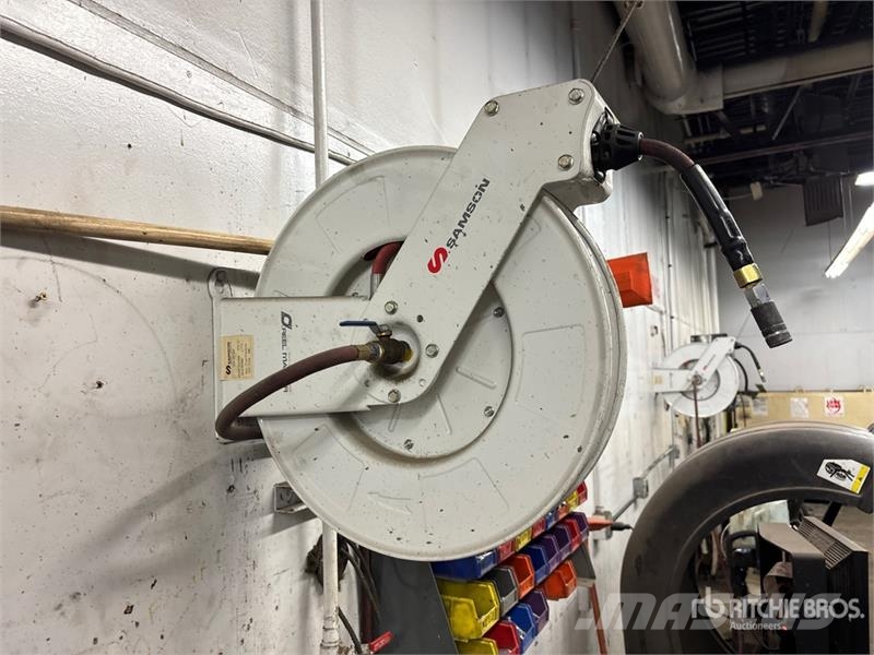  Quantity of (33) Air Hose Reels 其他组件