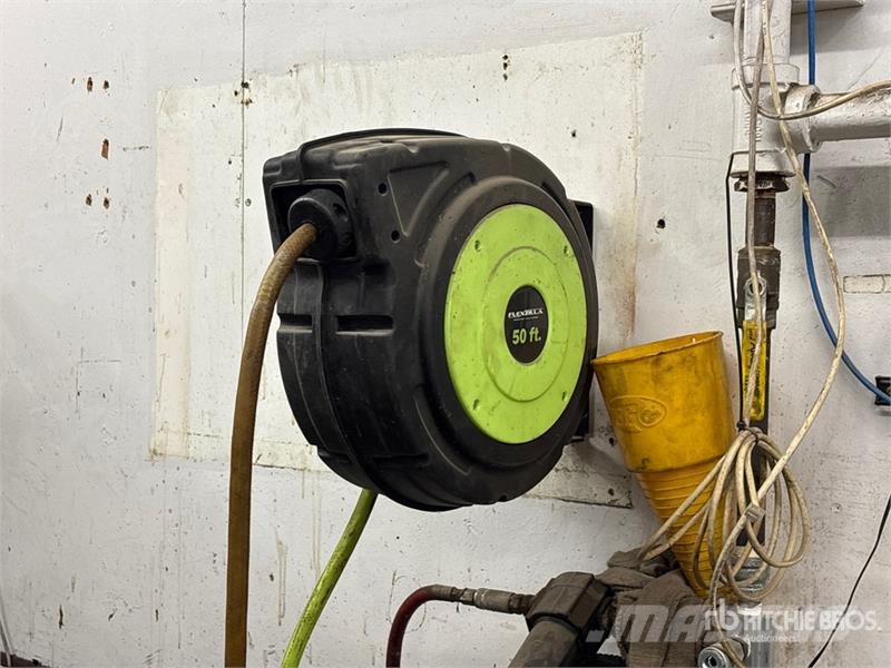  Quantity of (33) Air Hose Reels 其他组件