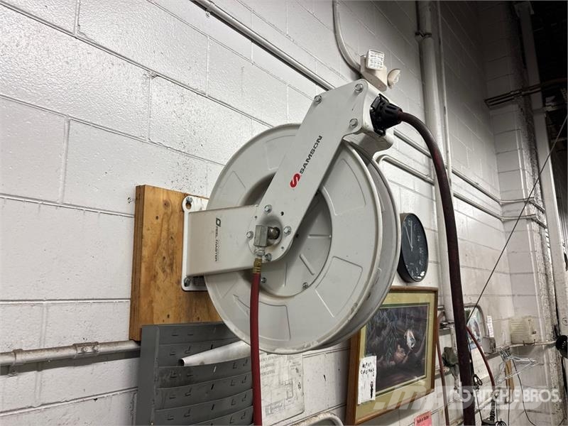  Quantity of (33) Air Hose Reels 其他组件