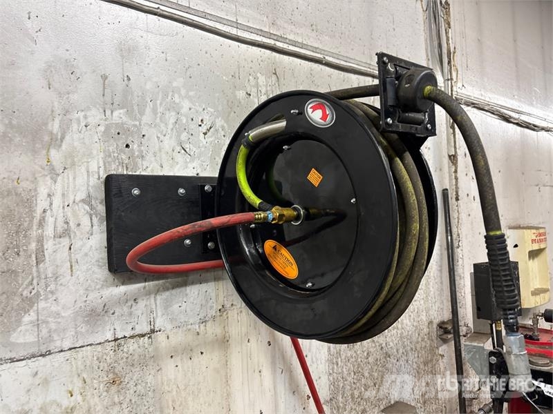  Quantity of (33) Air Hose Reels 其他组件