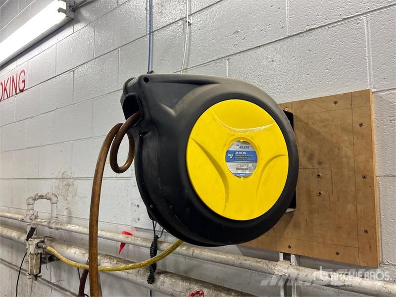 Quantity of (33) Air Hose Reels 其他组件
