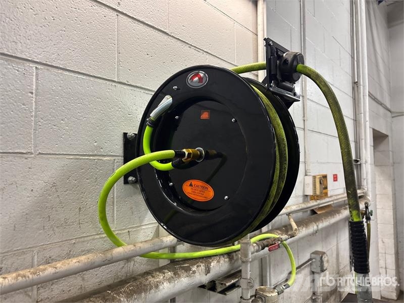  Quantity of (33) Air Hose Reels 其他组件