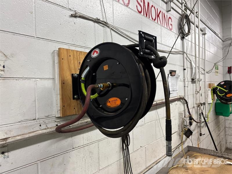  Quantity of (33) Air Hose Reels 其他组件