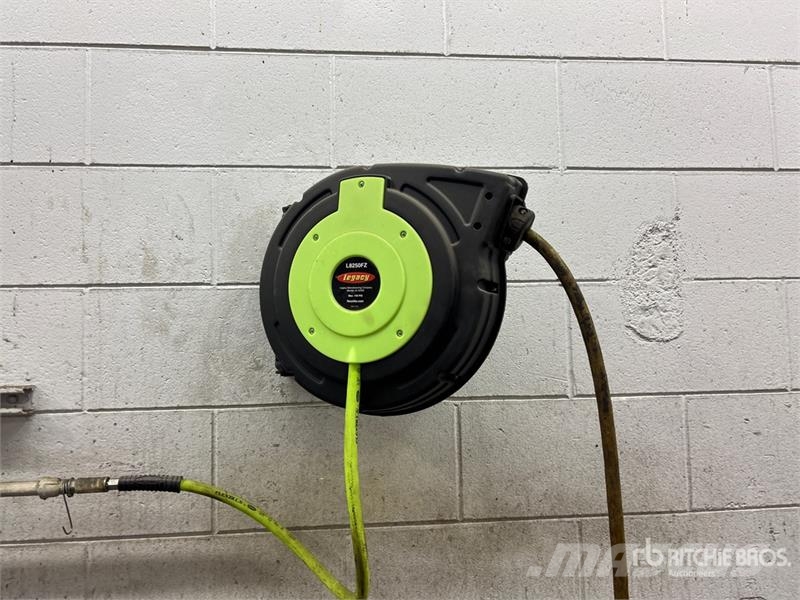  Quantity of (33) Air Hose Reels 其他组件
