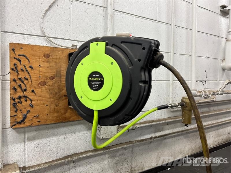  Quantity of (33) Air Hose Reels 其他组件