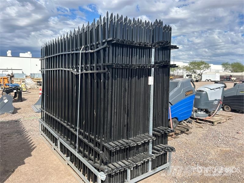 Quantity of (33) Skyway SFS33-330TF 10 ft x 7 ft 其他组件