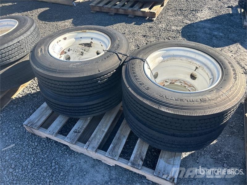  Quantity of (4) 215/75R17.5 Tires - Fits Milestar الإطارات والعجلات والحافات