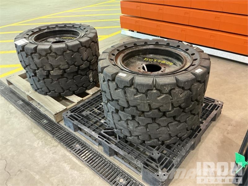 Quantity of (4) 33x12-20 Aperture Tires (Unused) Шины и колёса