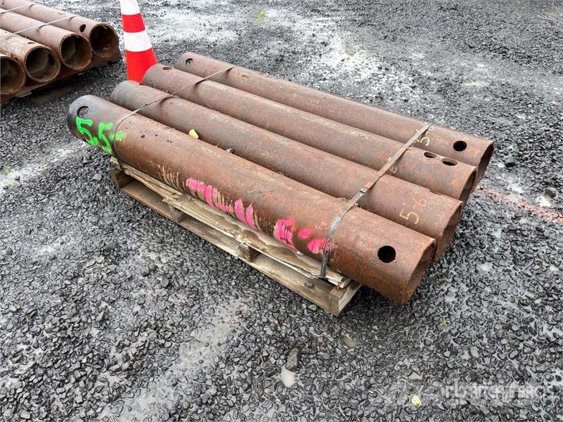 Quantity of (4) 5 ft 6 in Trench Box Spreaders Drugi deli
