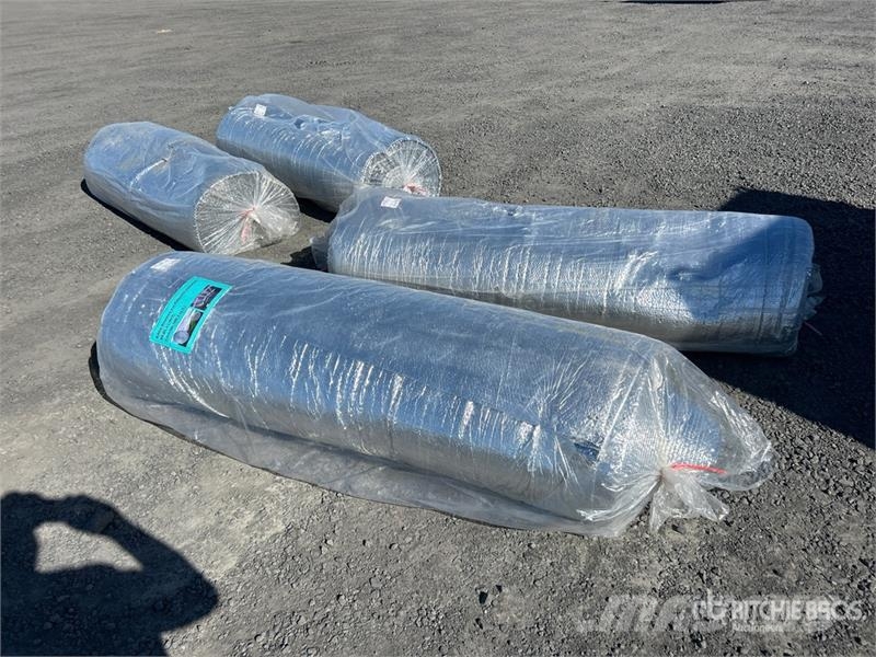  Quantity of (4) 6.6 ft x 164 ft Bubble Aluminum Fo Talhas, guinchos e elevadores de materiais