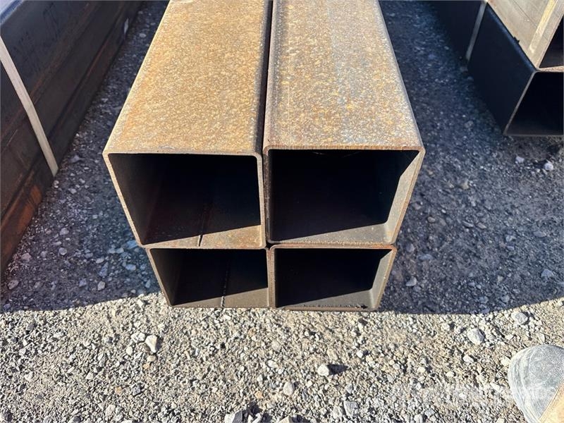  Quantity of (4) 6x6 sq 24' Square Tubing Drugi deli