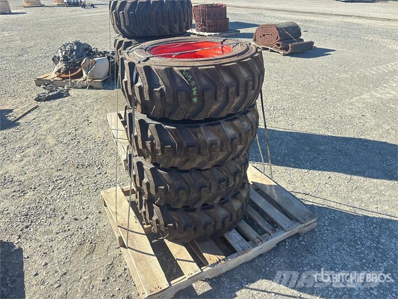  Quantity of (4) Bobcat Skid Steer Tires (Unused) Banden, wielen en velgen