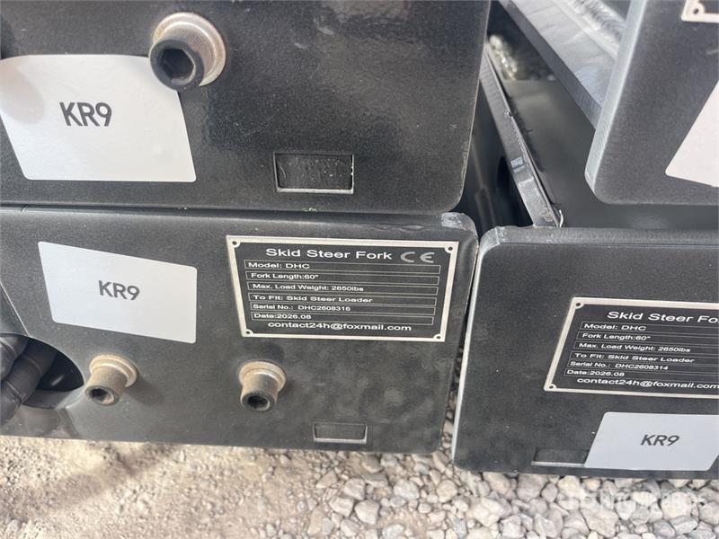 Quantity of (4) GIYI GY-SF60 60 in Skid Steer For Fourche