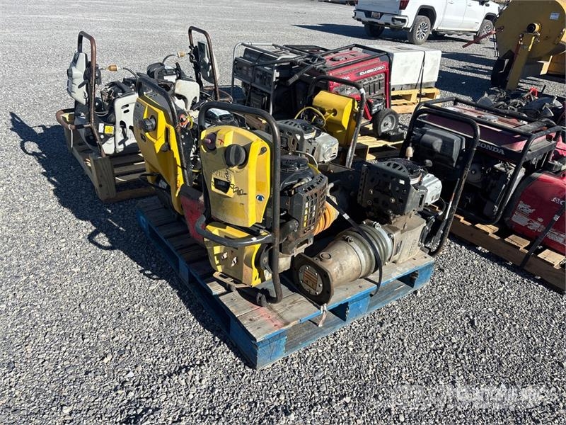 Quantity of (4) Jumping Jack Tamper Täryvasarat