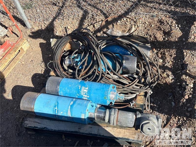 Quantity of (4) Mody Sump Pumps Outras máquinas agrícolas