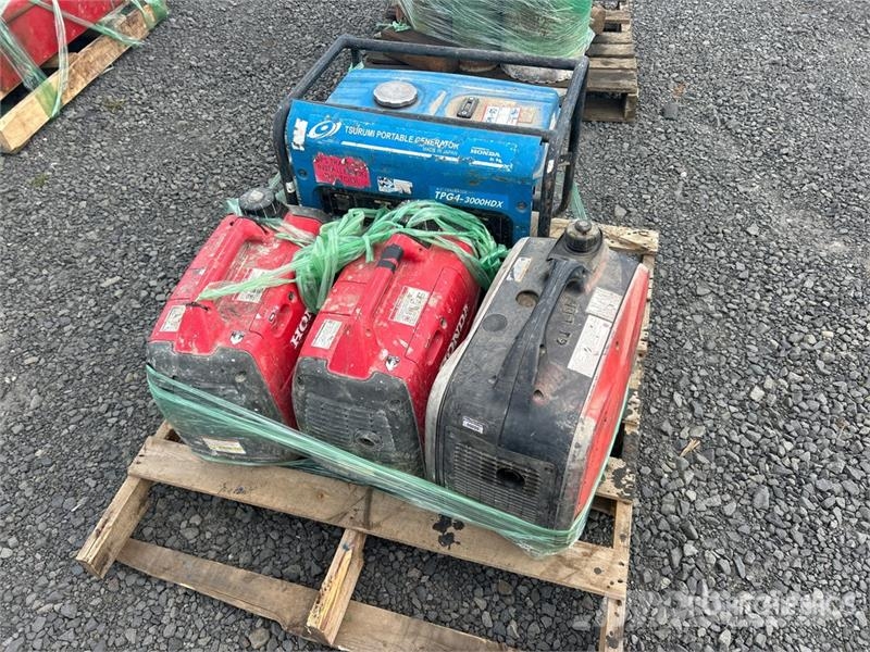 Quantity of (4) Portable Generator Set Ostali generatori