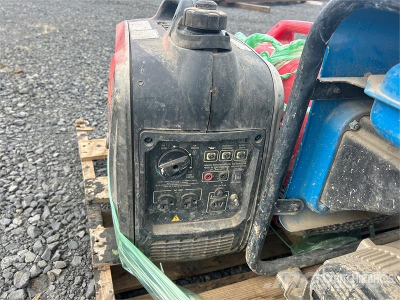Quantity of (4) Portable Generator Set Ostali generatori